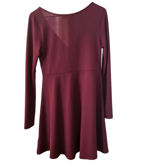 NWT! Altar'd State Tuesday 2 Burgundy Wrap Style Dress Size S - Picture 2 of 6